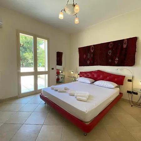 Marinella Villa *