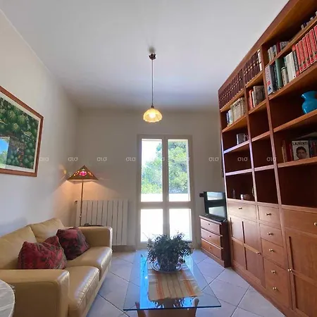 Marinella Villa *